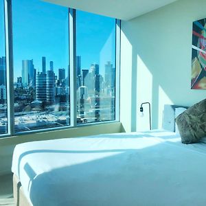 One Bedroom Apartment One Queen Bed